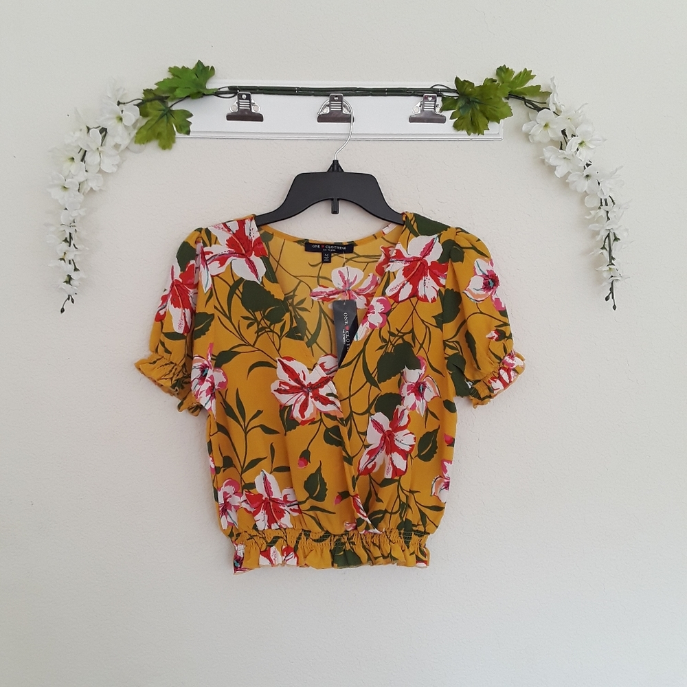 One Heart Clothing sz:M Tropic Floral Mustard Faux Wrap Crop Top